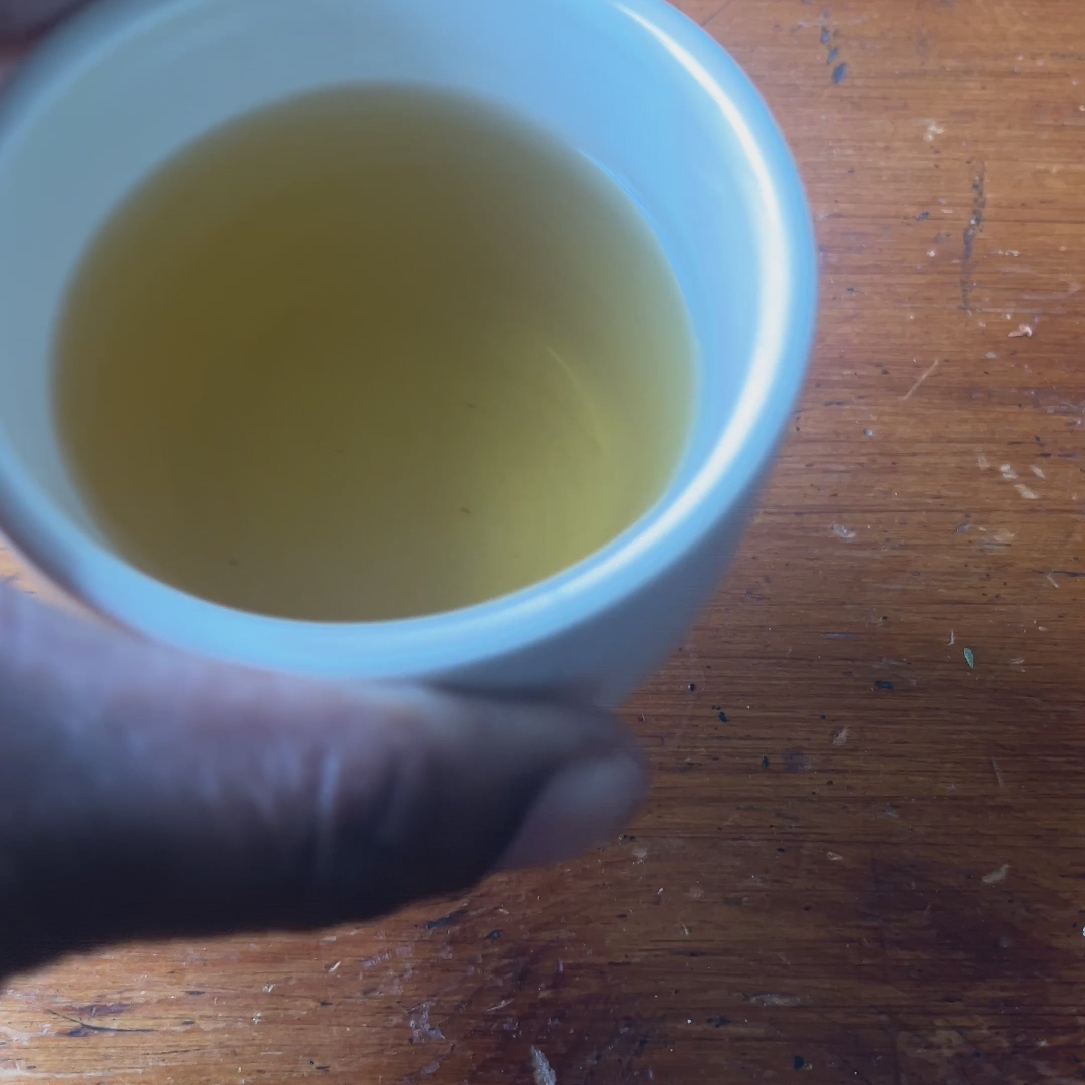 Brewed roasted and roasted yaupon tea